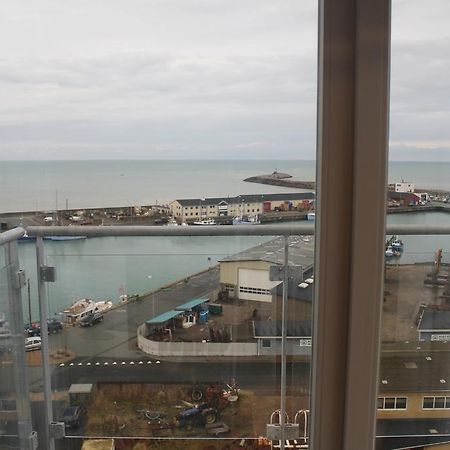 Seafront Hotel ヒアツハルス エクステリア 写真