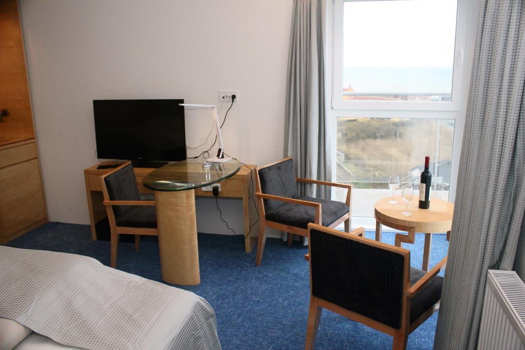 Seafront Hotel ヒアツハルス 部屋 写真
